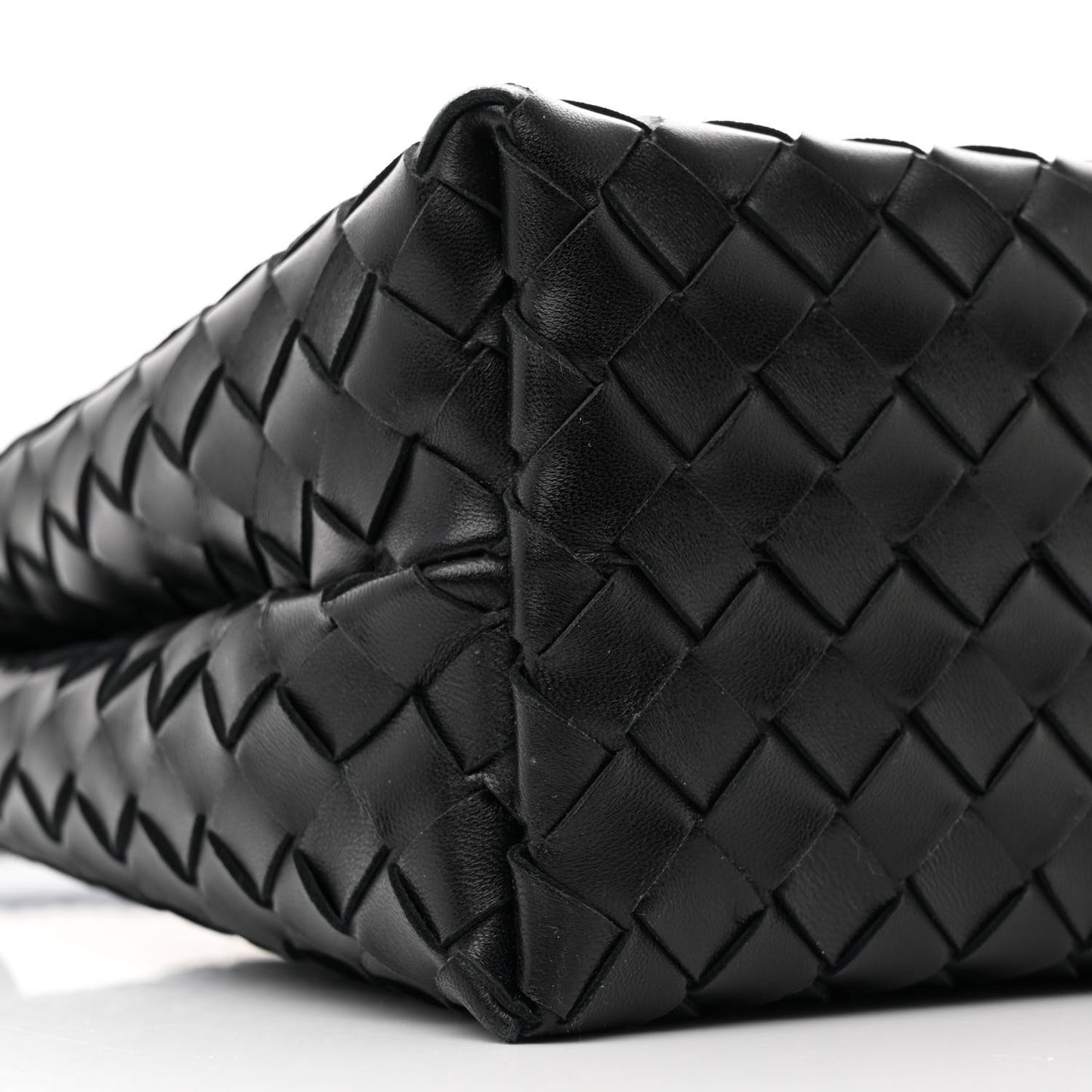 Nappa Intrecciato Medium Andiamo Shoulder Bag Black