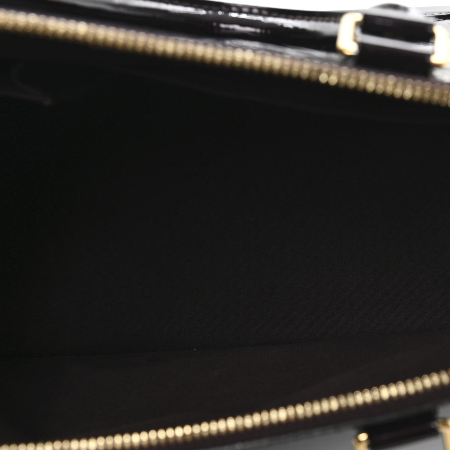 Louis Vuitton Vernis Alma GM Amarante 5 of 9