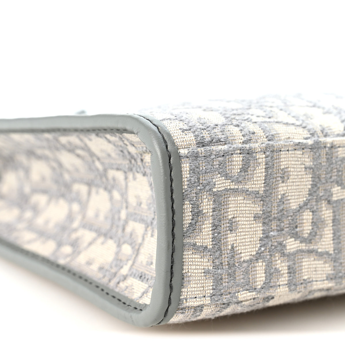 Jacquard Oblique 30 Montaigne Dea Pouch  Gray