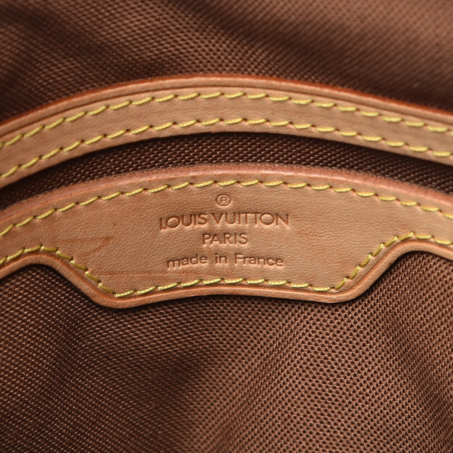 Louis Vuitton Monogram Cabas Mezzo 6 of 13