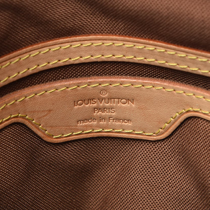 Louis Vuitton Monogram Cabas Mezzo 6 of 13