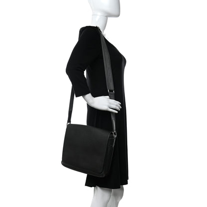 Louis Vuitton Taiga Roman PM Messenger Black 2 of 19