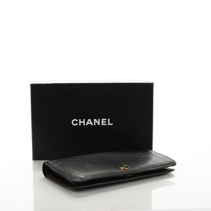 Chanel Grained Calfskin CC Button Yen Wallet Black 4 of 8
