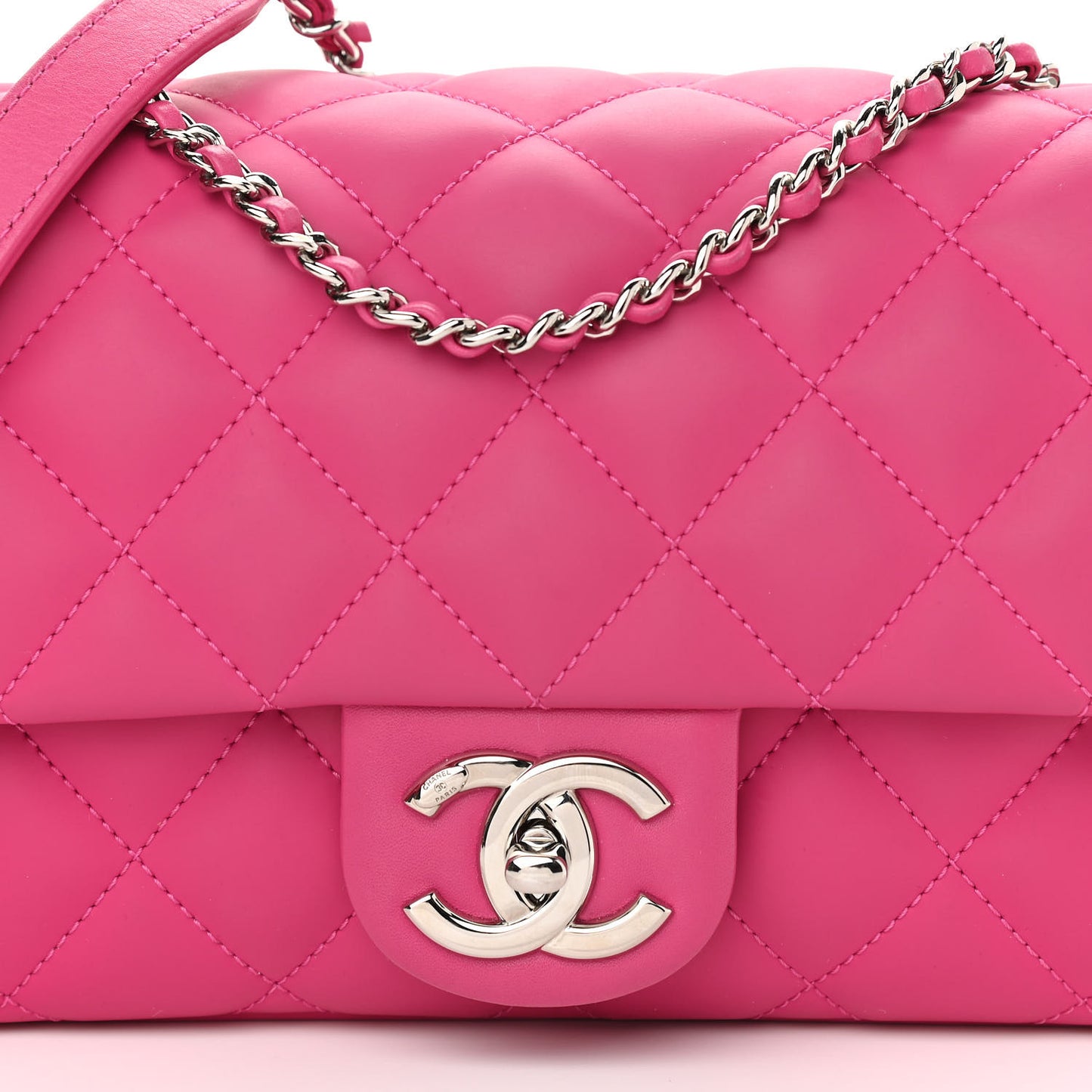 Rubber Quilted Lambskin Medium Coco Rain Flap Pink