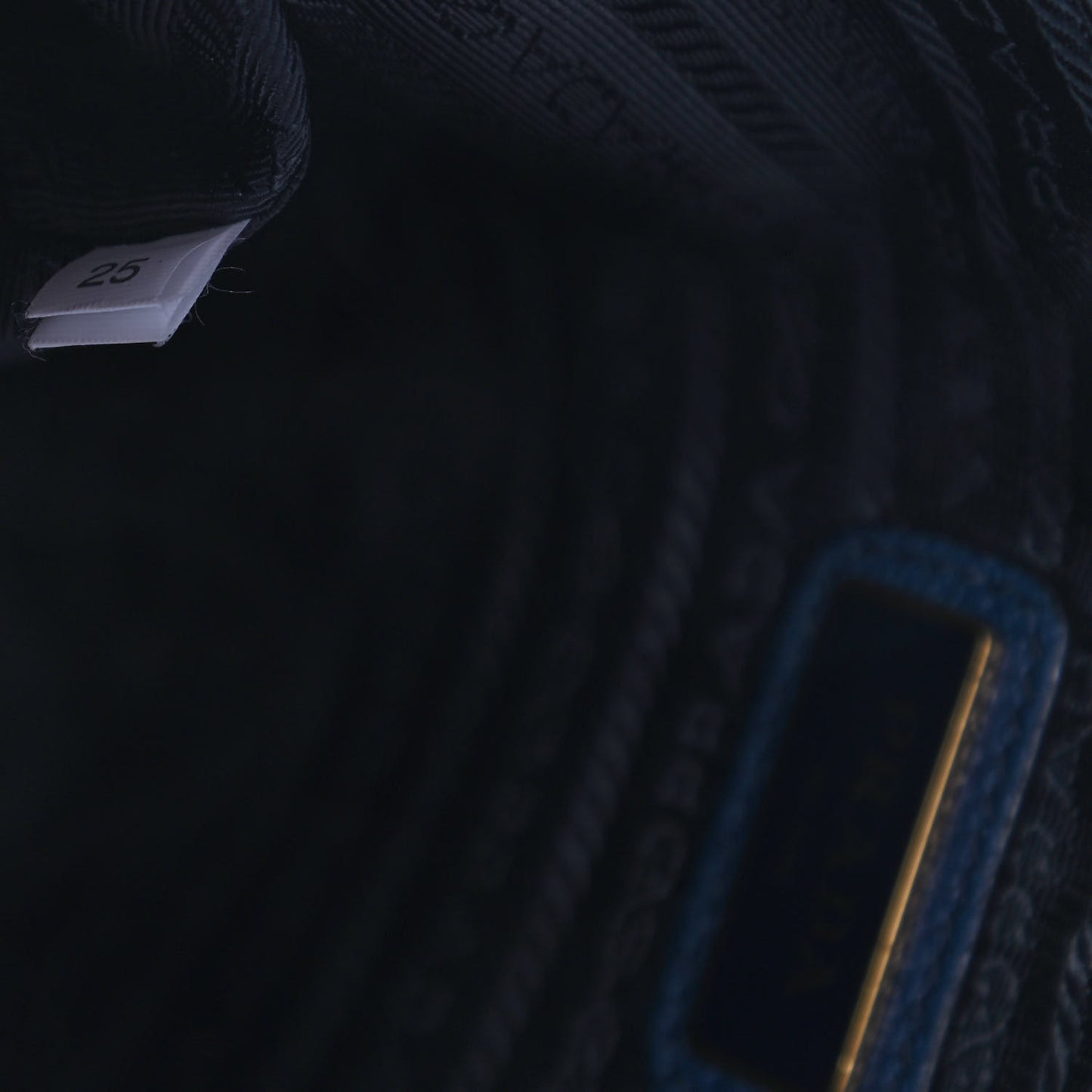 Vitello Phenix Camera Bag Baltico