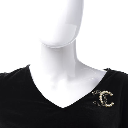 Chanel Lambskin Pearl CC Chain Brooch Black Gold 2 of 5