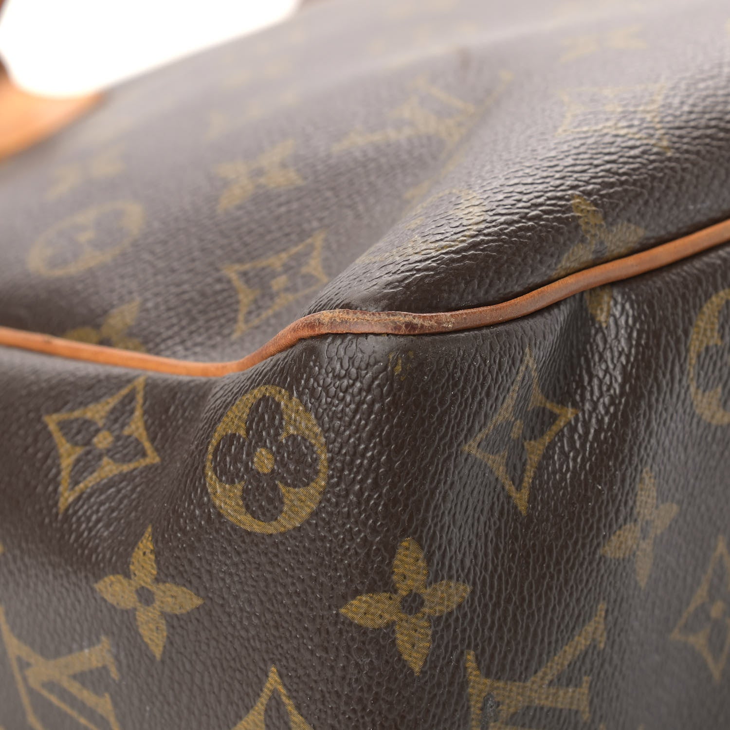 Louis Vuitton Monogram Multipli-Cite 9 of 25