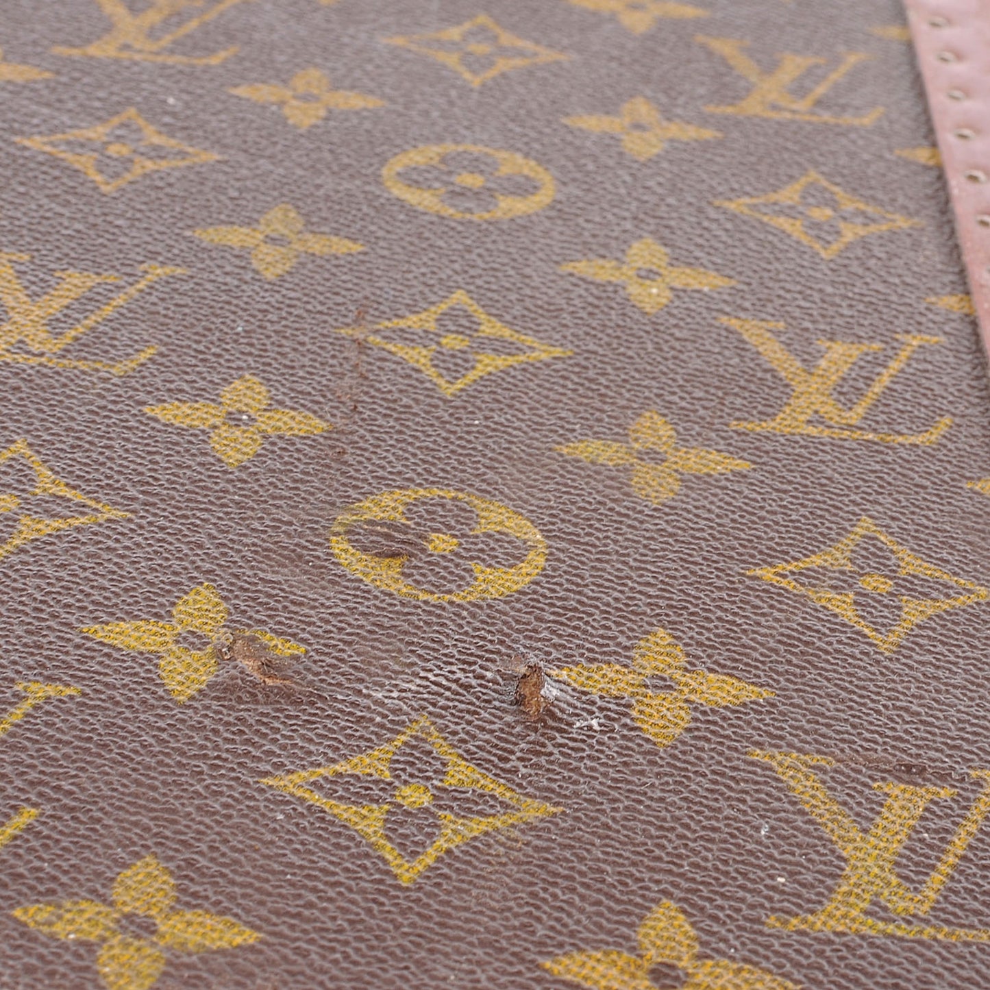 Monogram Alzer 80