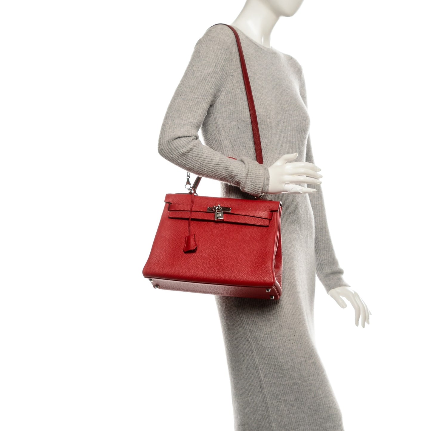Taurillon Clemence Kelly Retourne 32 Rouge Casaque
