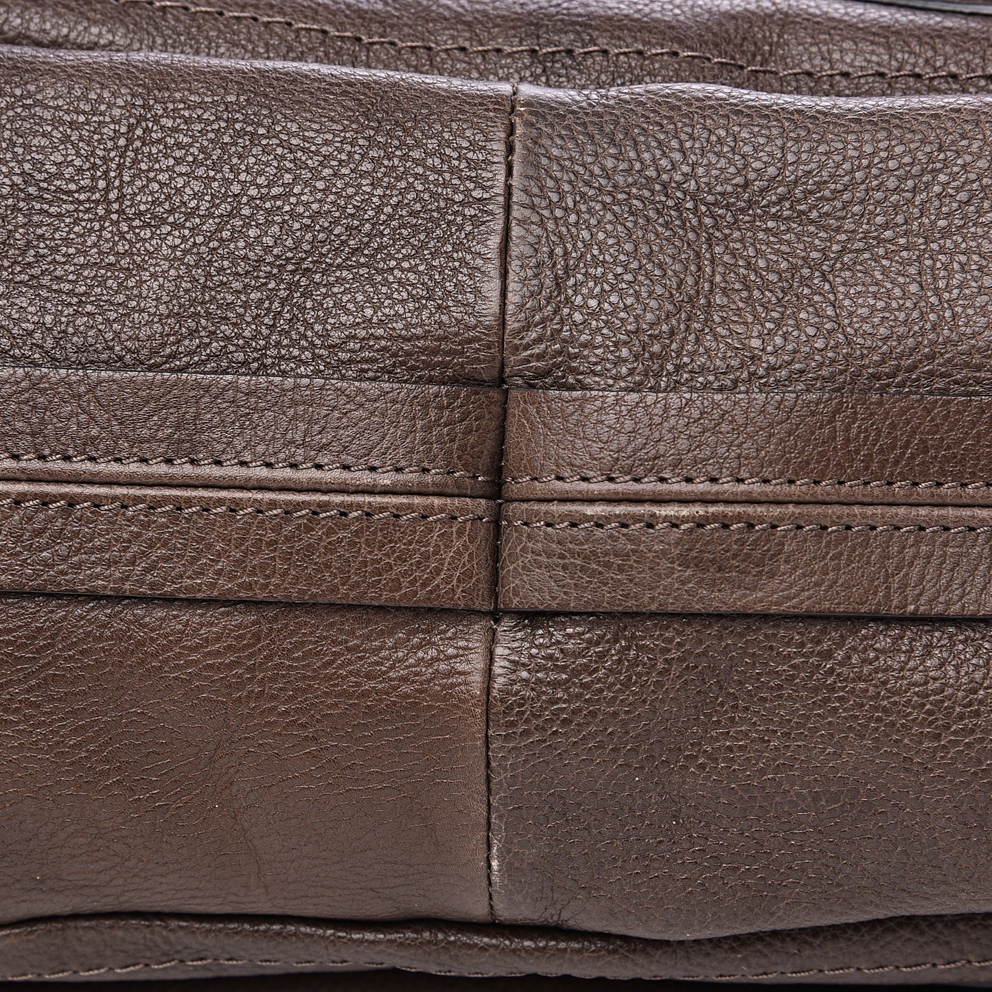 Calfskin Medium Paraty Rock