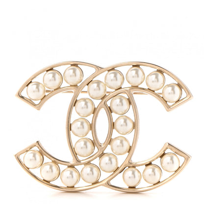 Chanel Pearl CC Brooch Light Gold 1 of 5