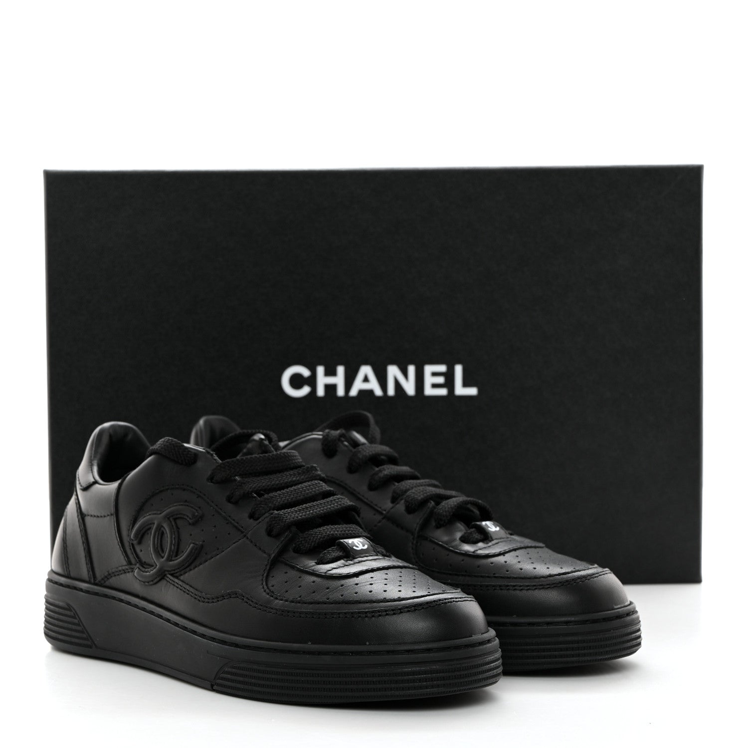 Chanel Calfskin CC Womens Sneakers 35 Black 1568815