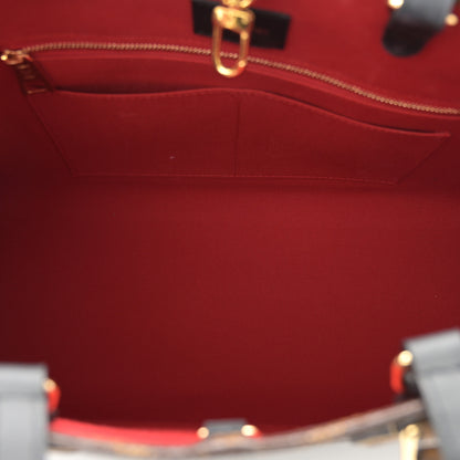 Louis Vuitton Reverse Monogram Giant Onthego MM 5 of 10