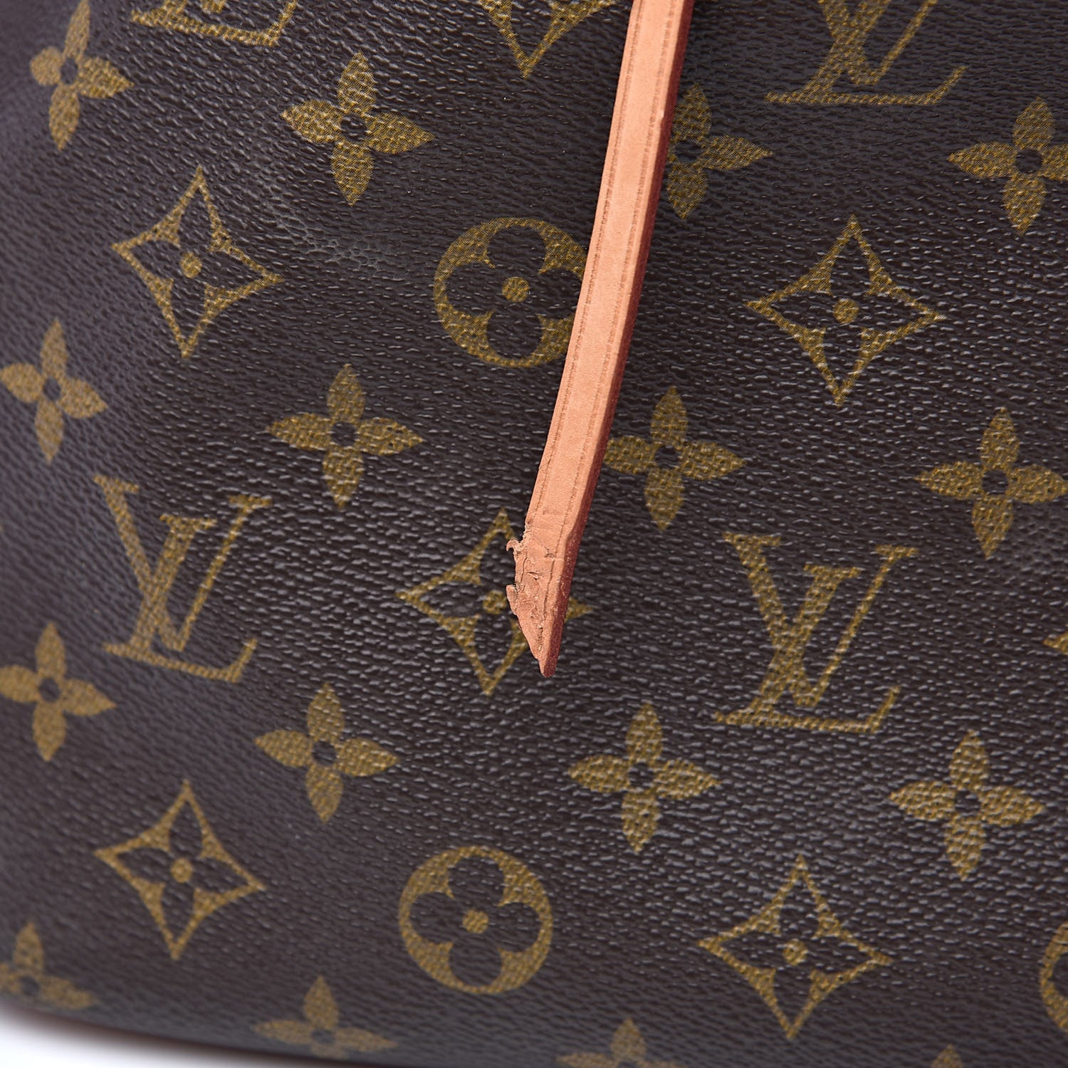 Louis Vuitton Monogram Petit Noe 11 of 18