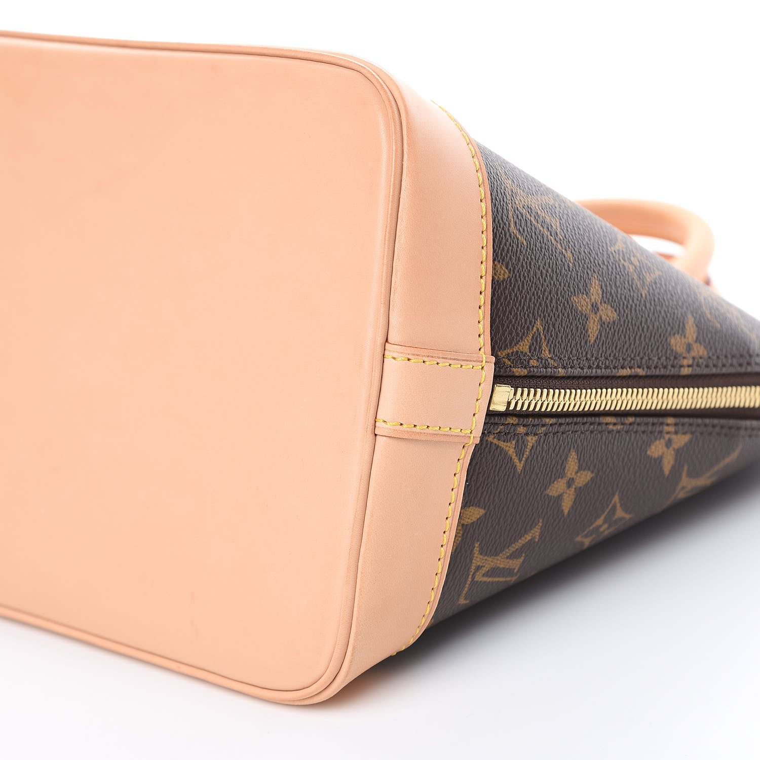 Louis Vuitton Monogram Alma PM 9 of 11