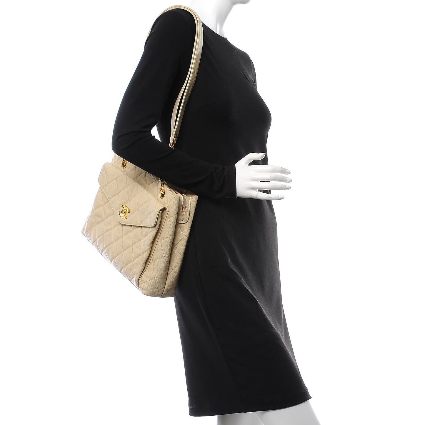 Caviar Quilted Flap Shoulder Bag Beige Clair