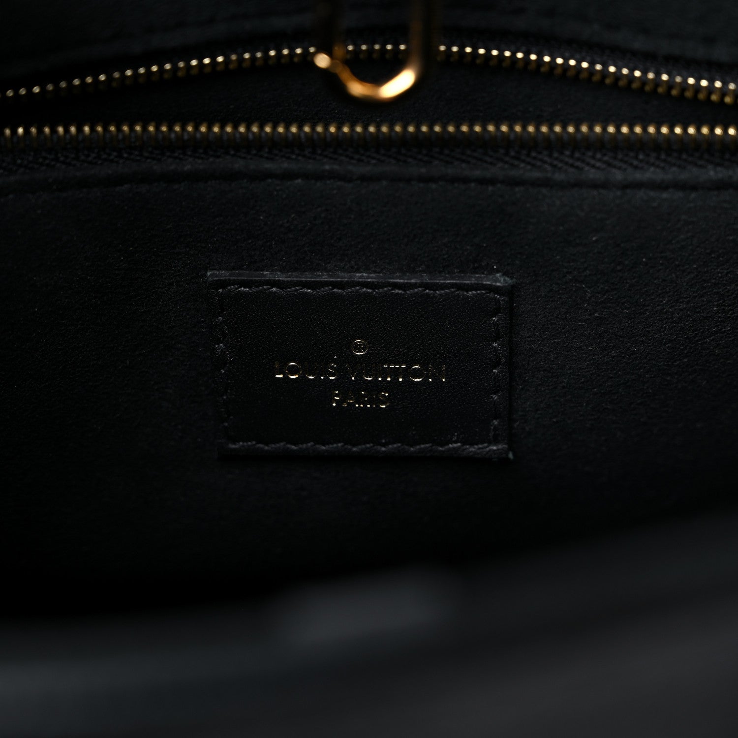 Louis Vuitton Empreinte Monogram Giant Onthego PM Black 6 of 13