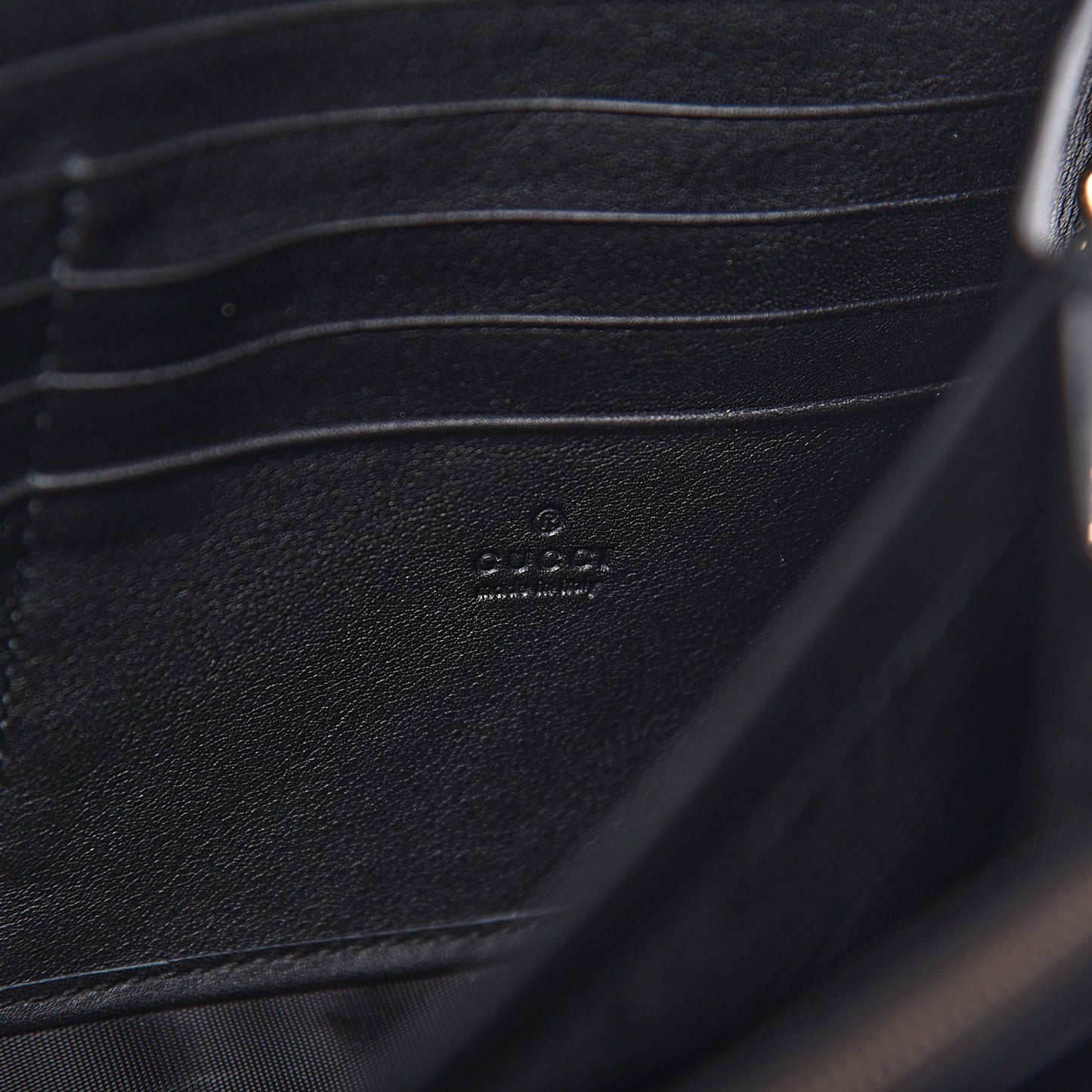 Velvet Matelasse GG Marmont Chain Wallet Black