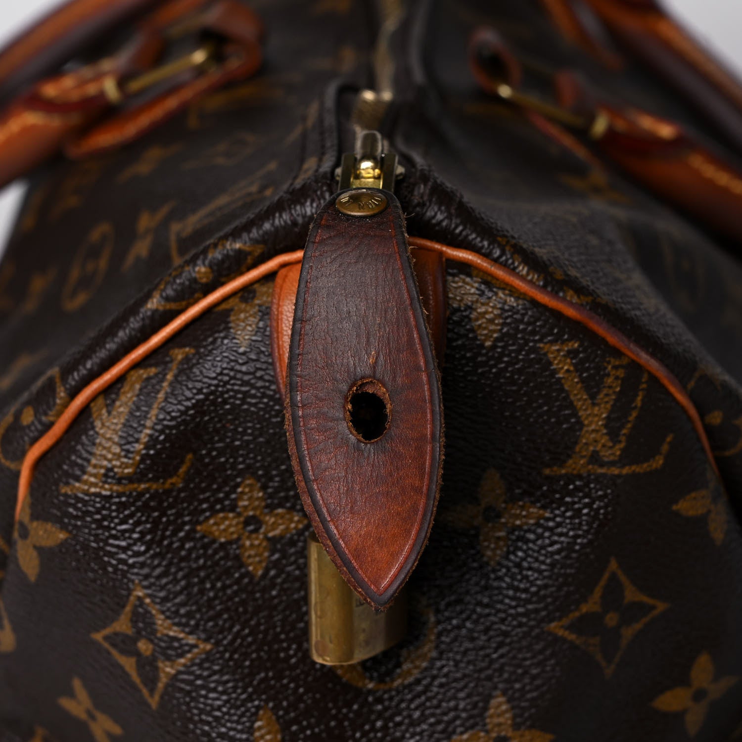 Louis Vuitton Monogram Speedy 40 14 of 16
