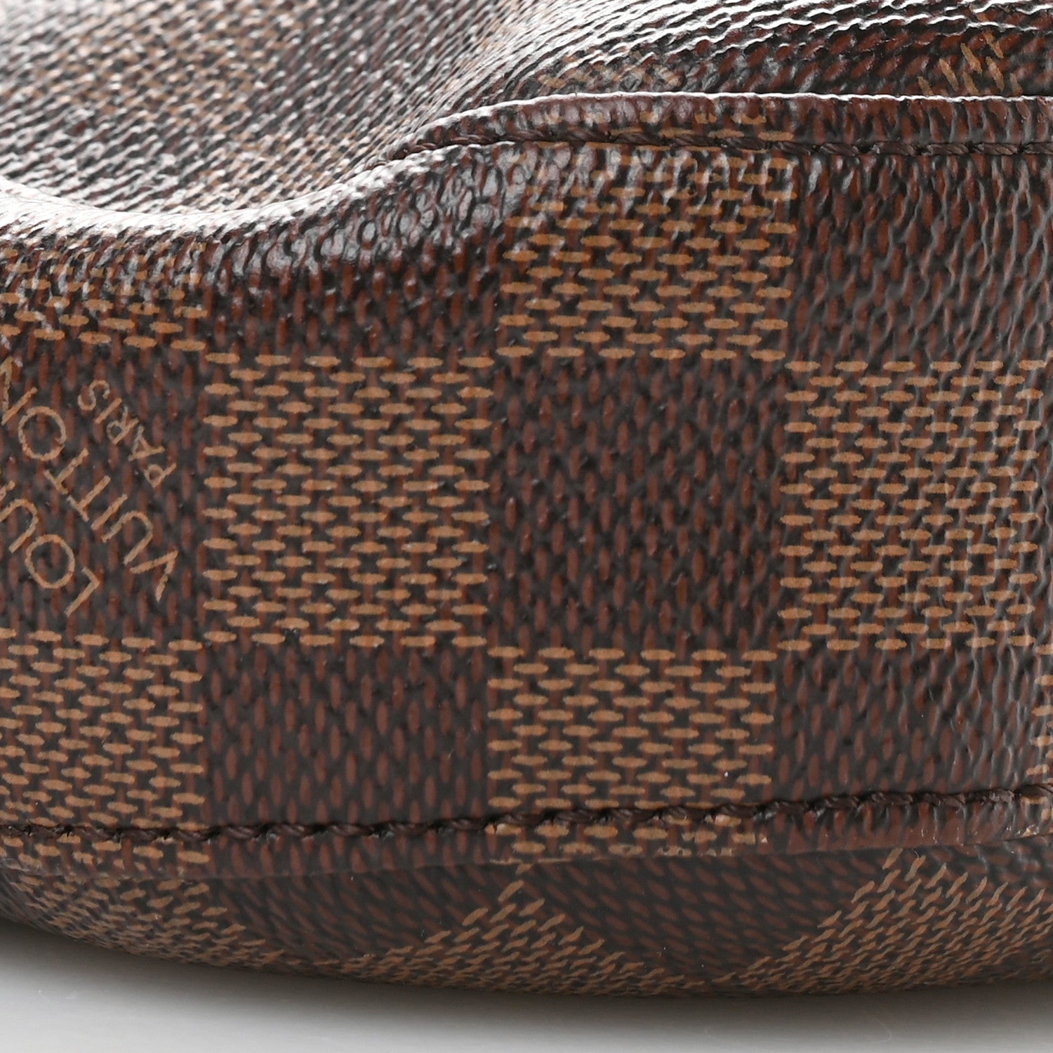 Louis Vuitton Damier Ebene South Bank Besace 10 of 11