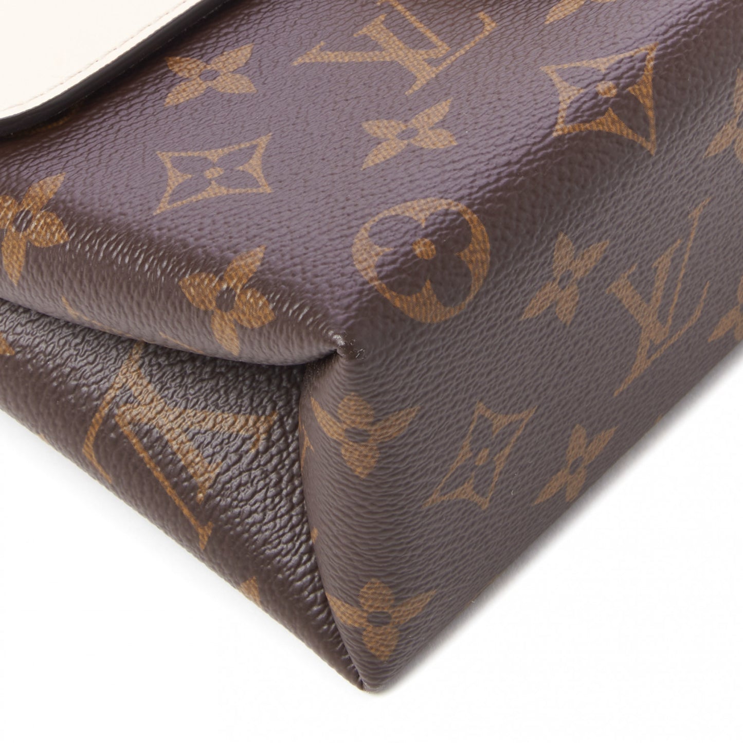 Monogram Locky BB Creme