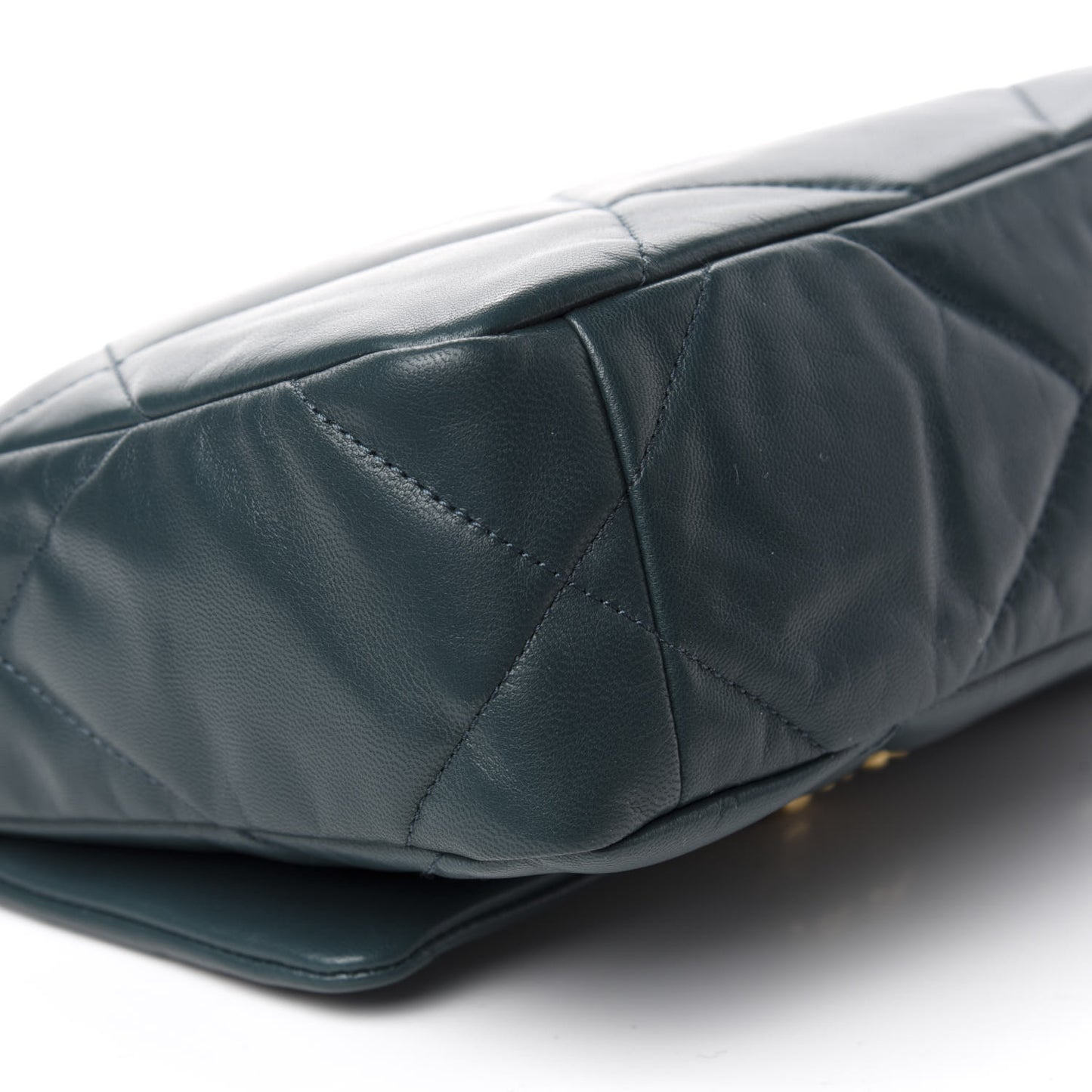 Lambskin Quilted Medium 19 Flap Green