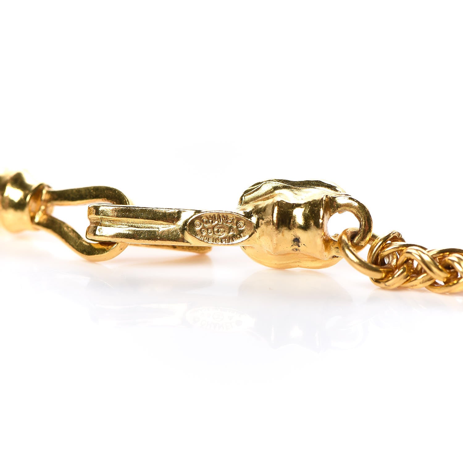 Chanel CC Chain Logo Belt Gold 3 of 4