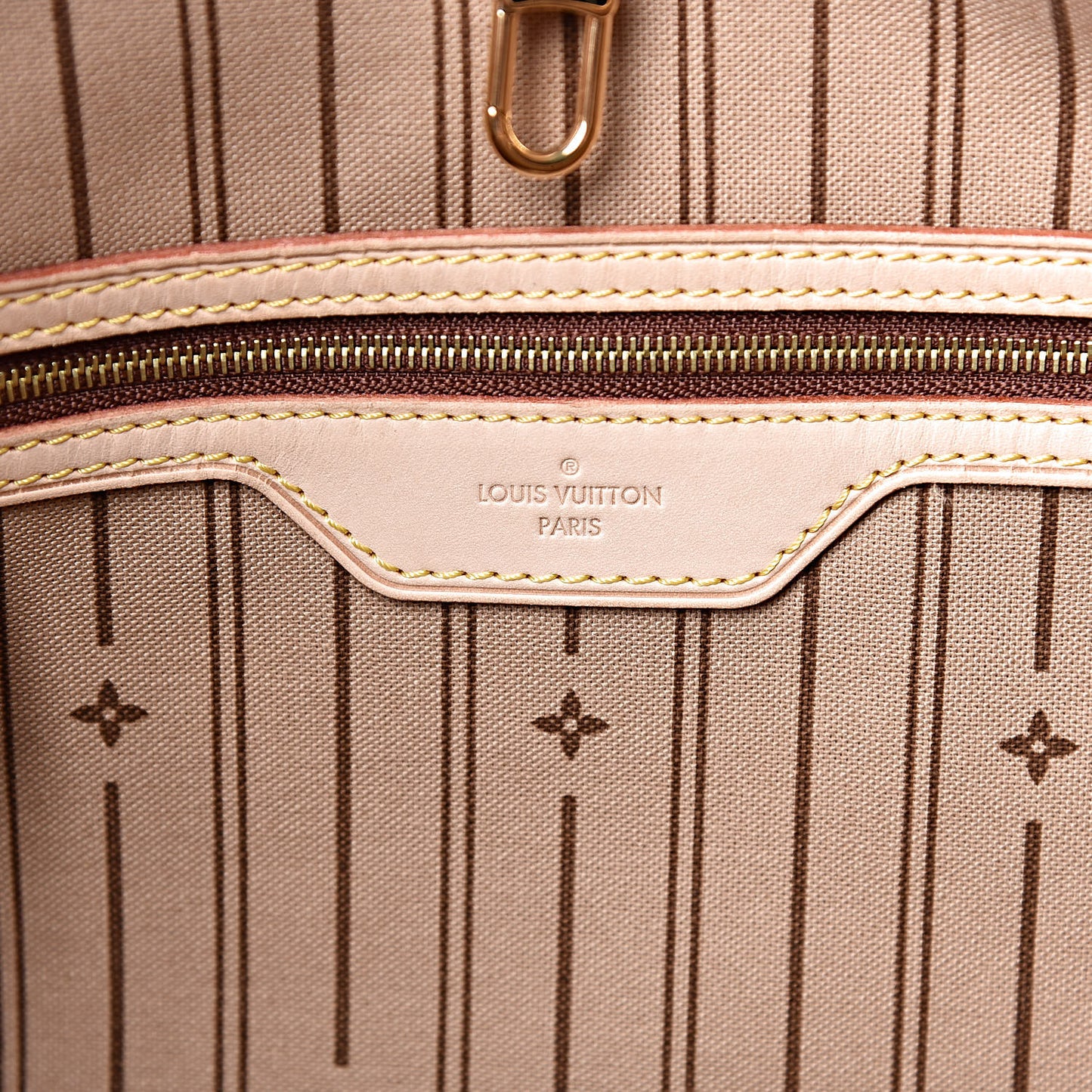 Monogram Delightful GM