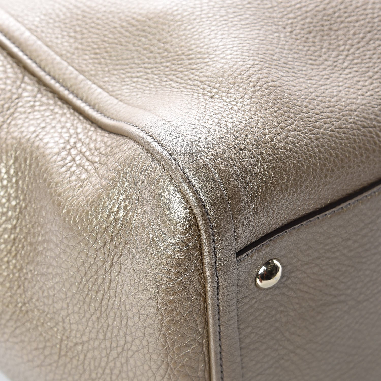 Gucci Metallic Pebbled Calfskin Medium Soho Shoulder Bag Golden Beige 11 of 13