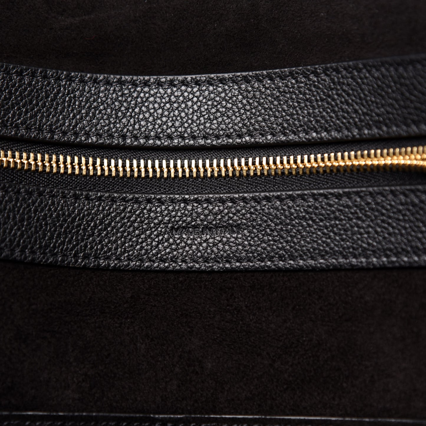 Soft Grained Calfskin Medium Belt Cabas Phantom Black
