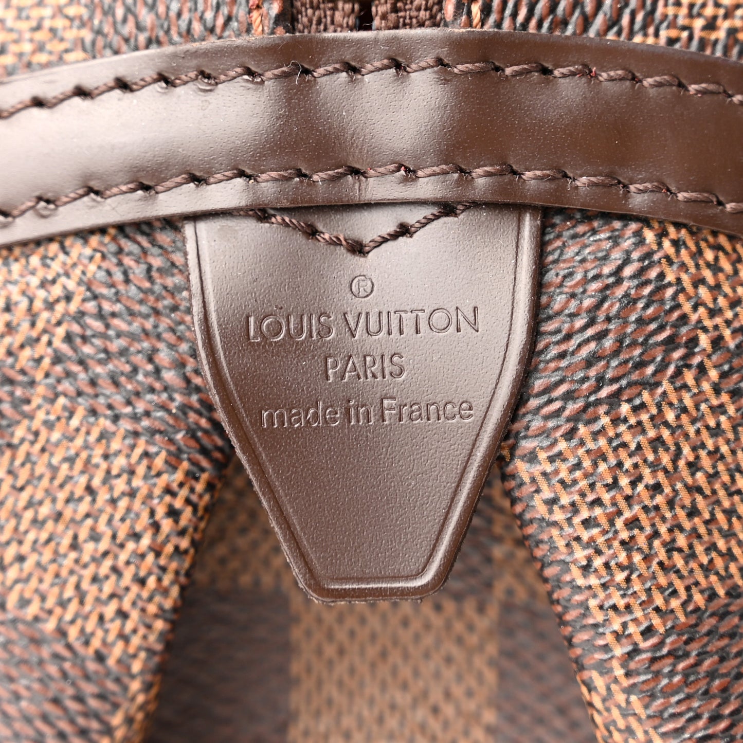 Damier Ebene Rivington GM
