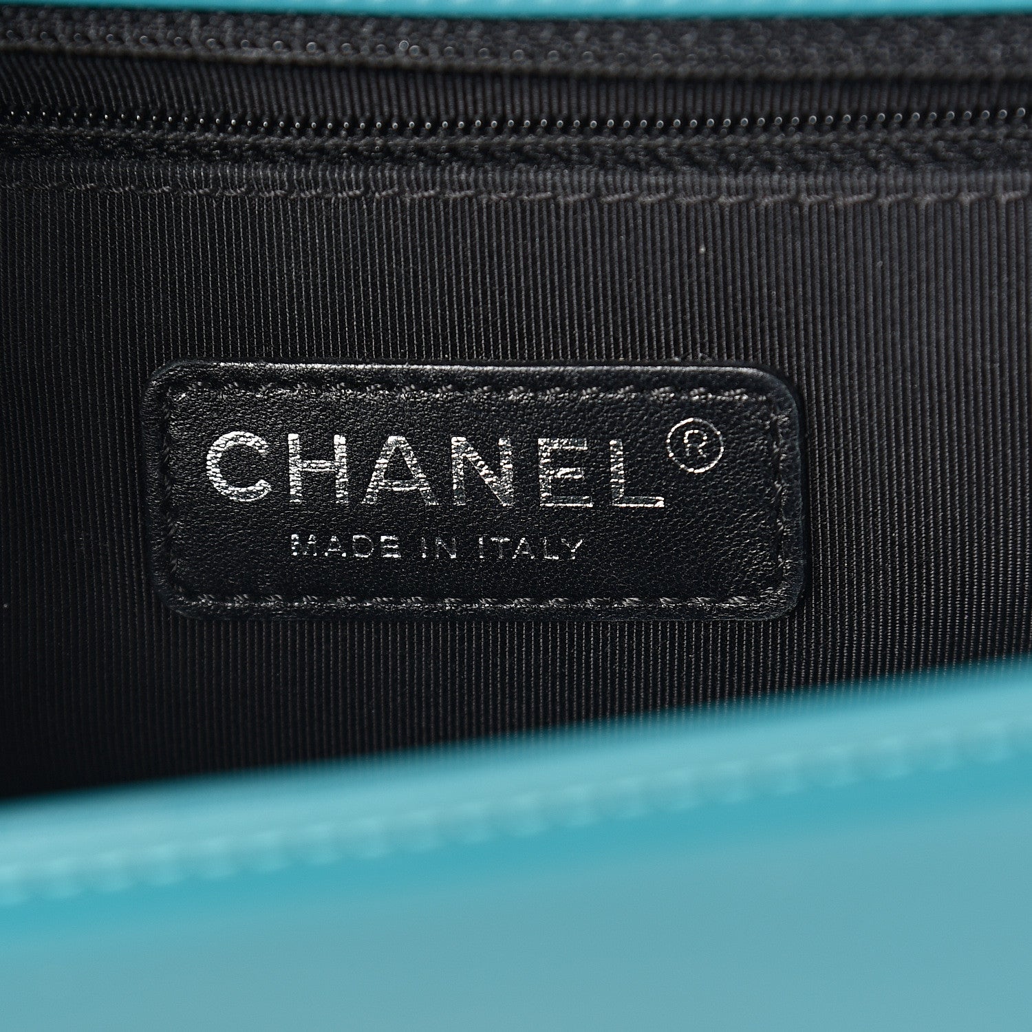 Chanel Patent Calfskin New Medium Plexiglass Boy Flap Green 5 of 9