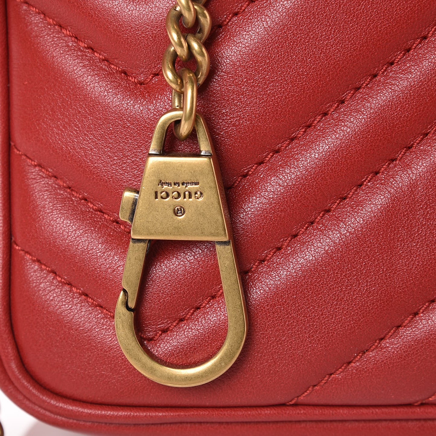 Calfskin Matelasse Super Mini GG Marmont Shoulder Bag Hibiscus Red