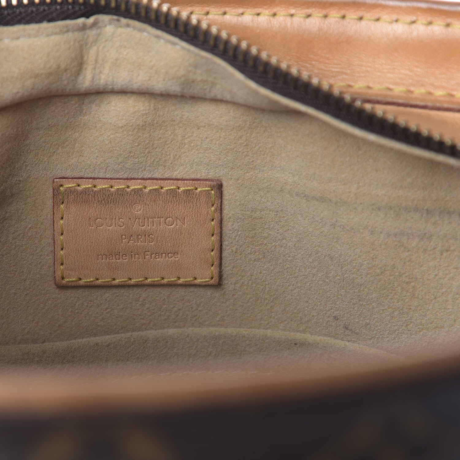 Louis Vuitton Monogram Hudson GM 8 of 8