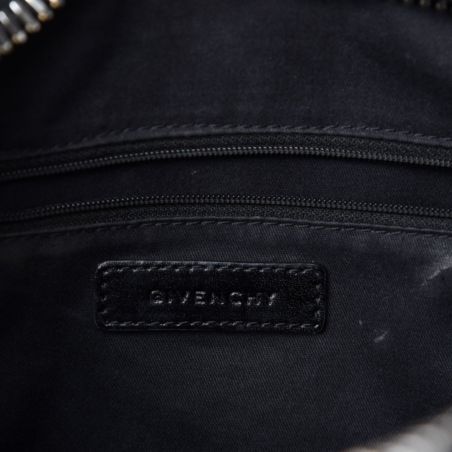 Givenchy Shiny Lord Calfskin Medium Antigona Black 14 of 15
