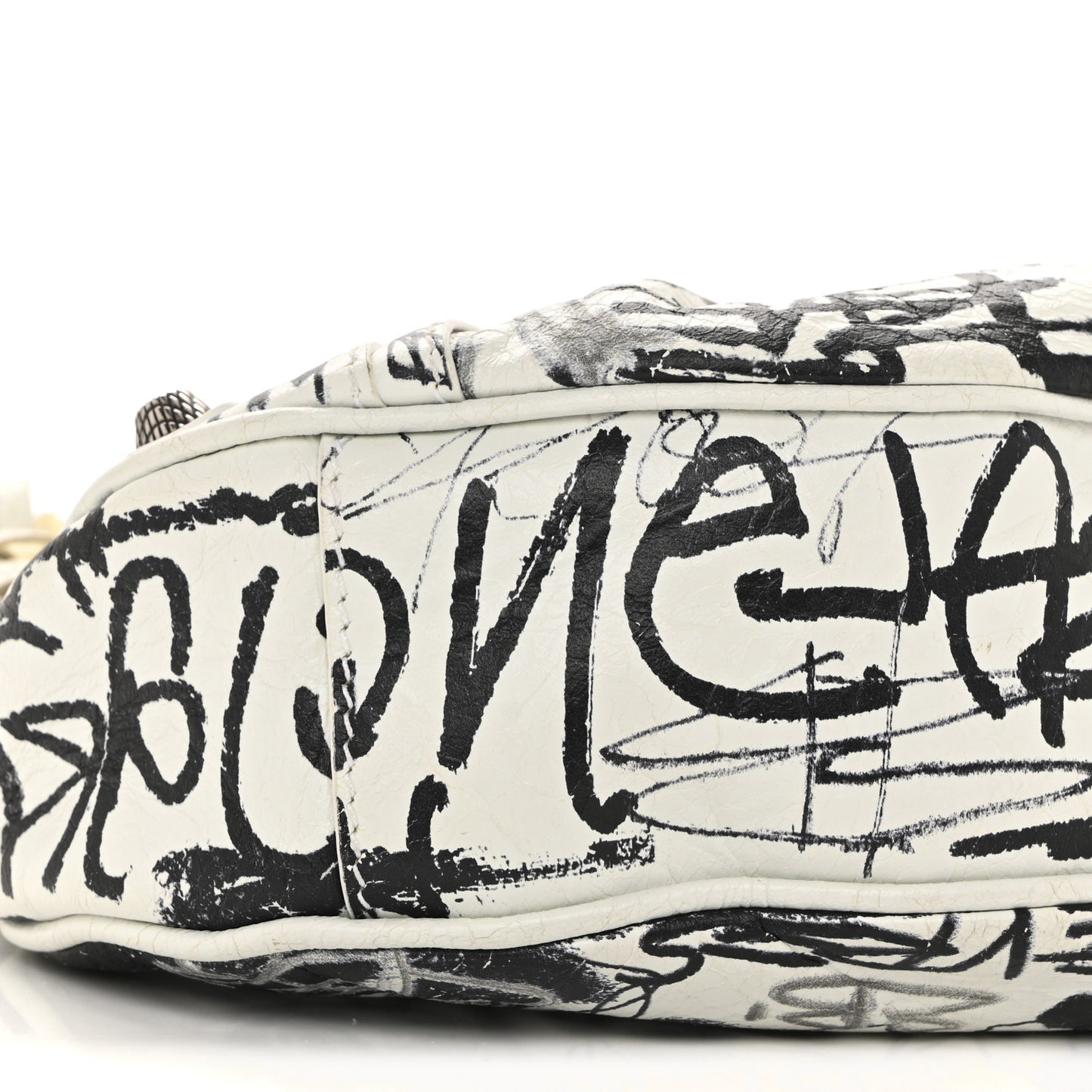 Agneau Arena Graffiti Le Cagole Shoulder Bag XS White Black