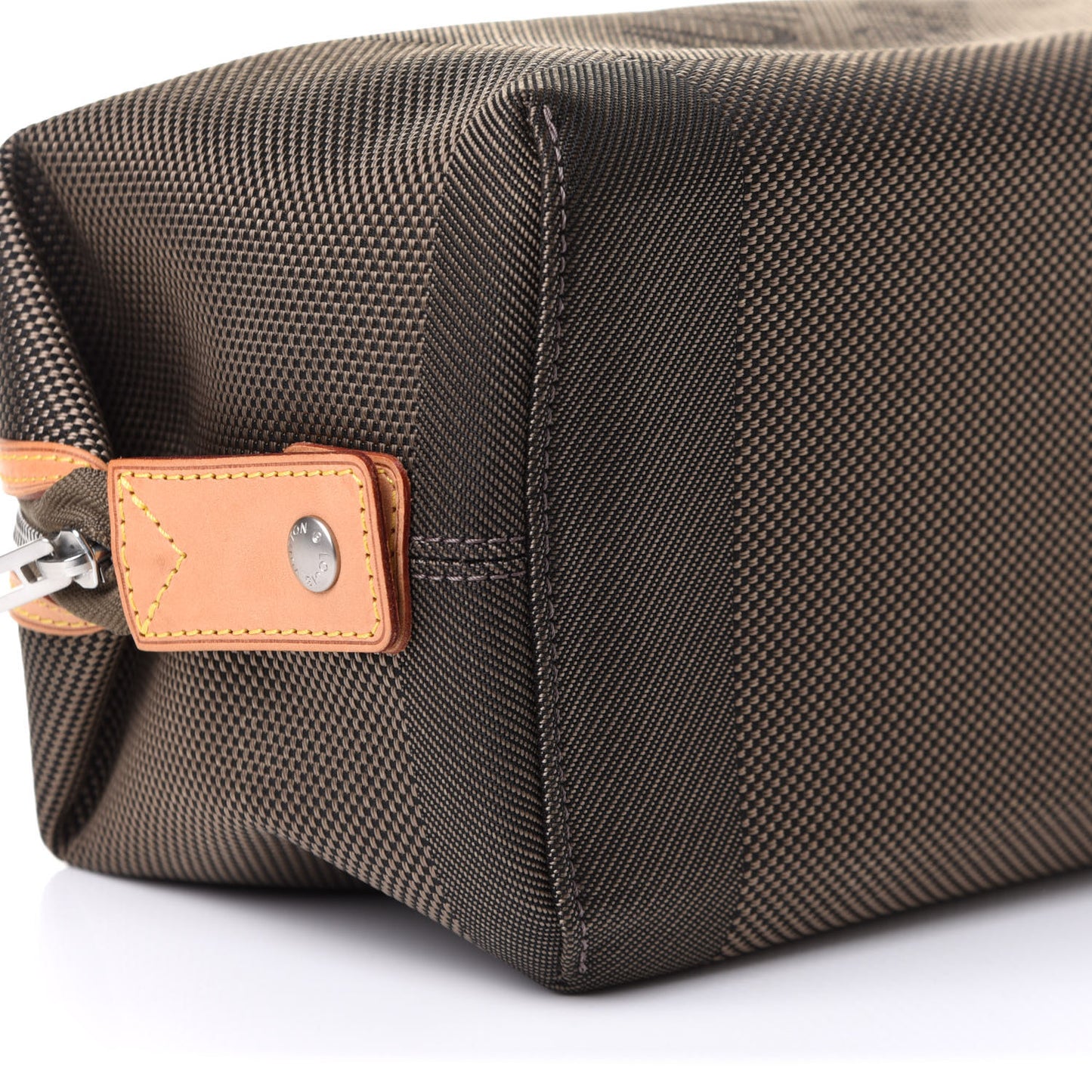 Damier Geant Acrobat Terre