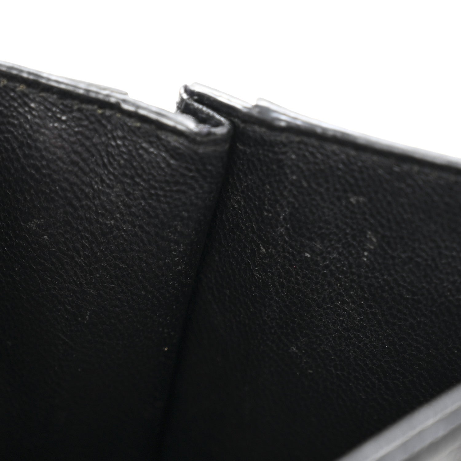 Saint Laurent Grain De Poudre Matelasse Chevron Monogram Compact Zip Around Wallet Black 9 of 11