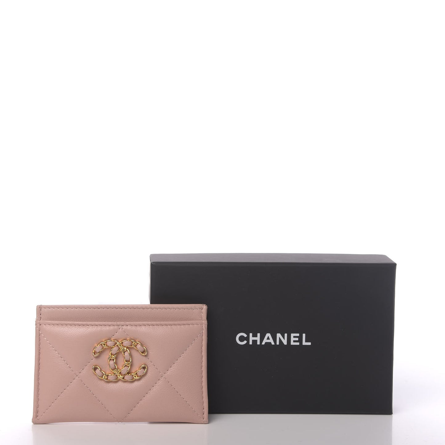 Shiny Goatskin Quilted Chanel 19 Card Holder Light Pink