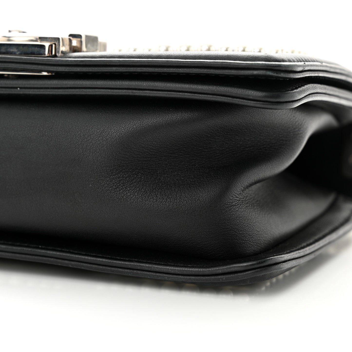 Calfskin Pearl Chevron Small Boy Flap Black