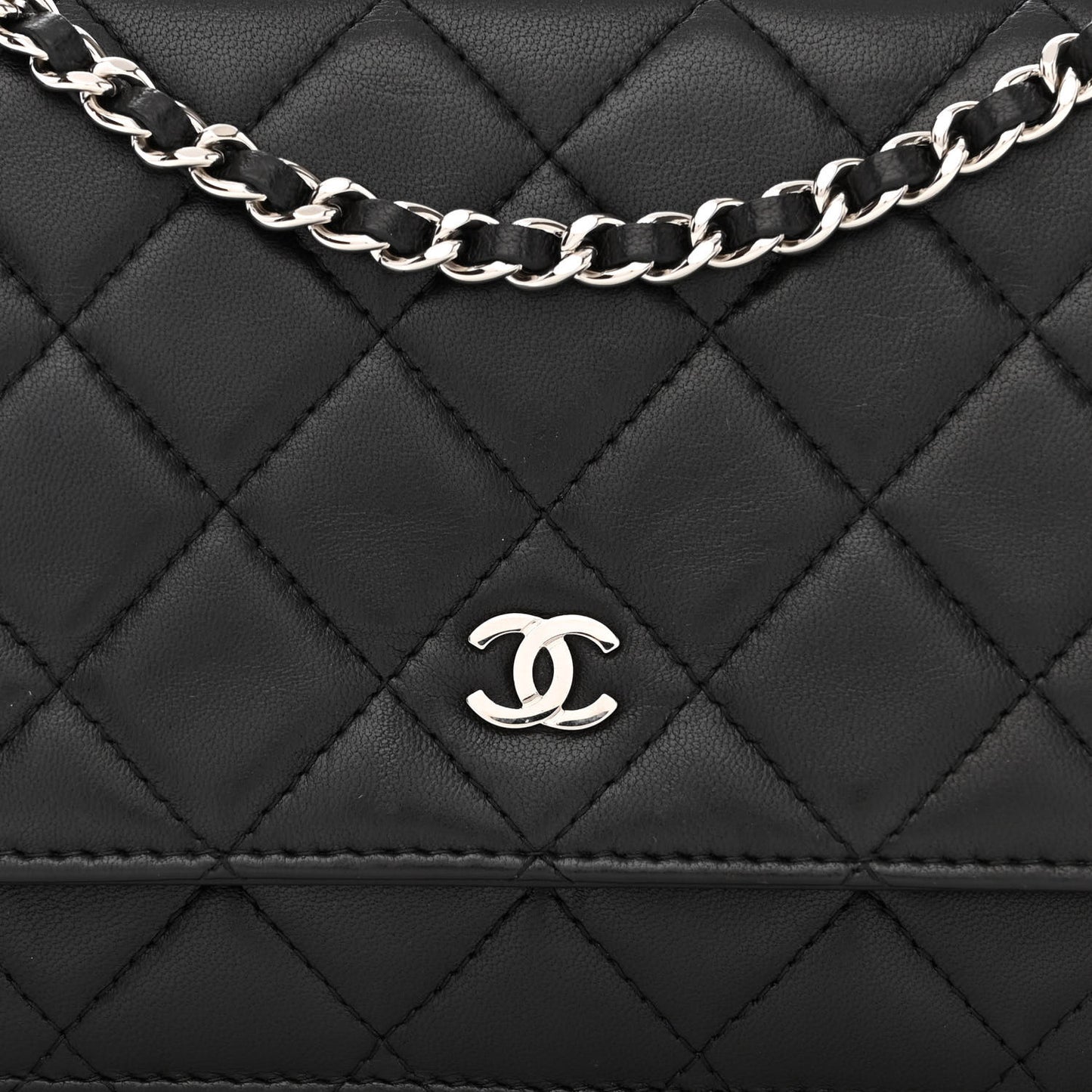Lambskin Quilted Wallet On Chain WOC Black