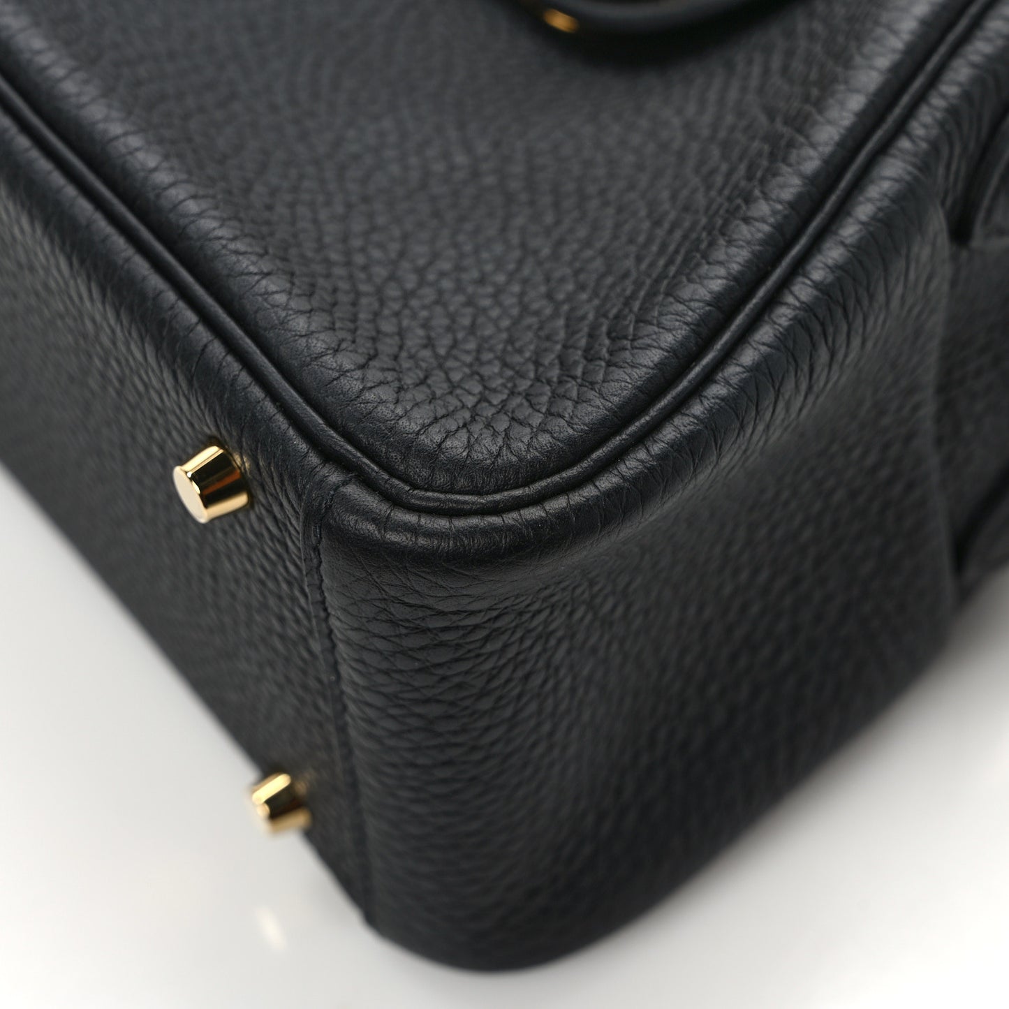Taurillon Clemence Mini Lindy 20 Black