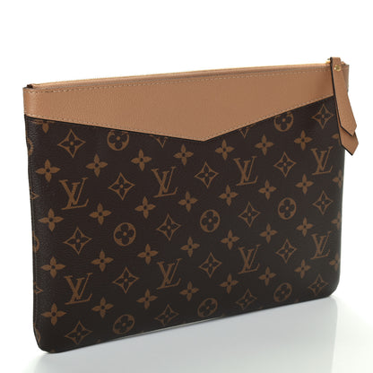 Louis Vuitton Monogram Daily Pouch Sesame 2 of 4