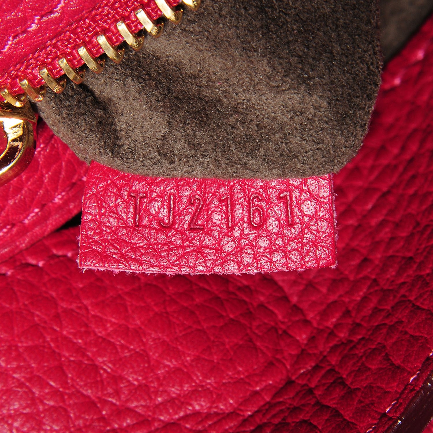 Louis Vuitton Mahina Cirrus PM Grenat 7 of 8