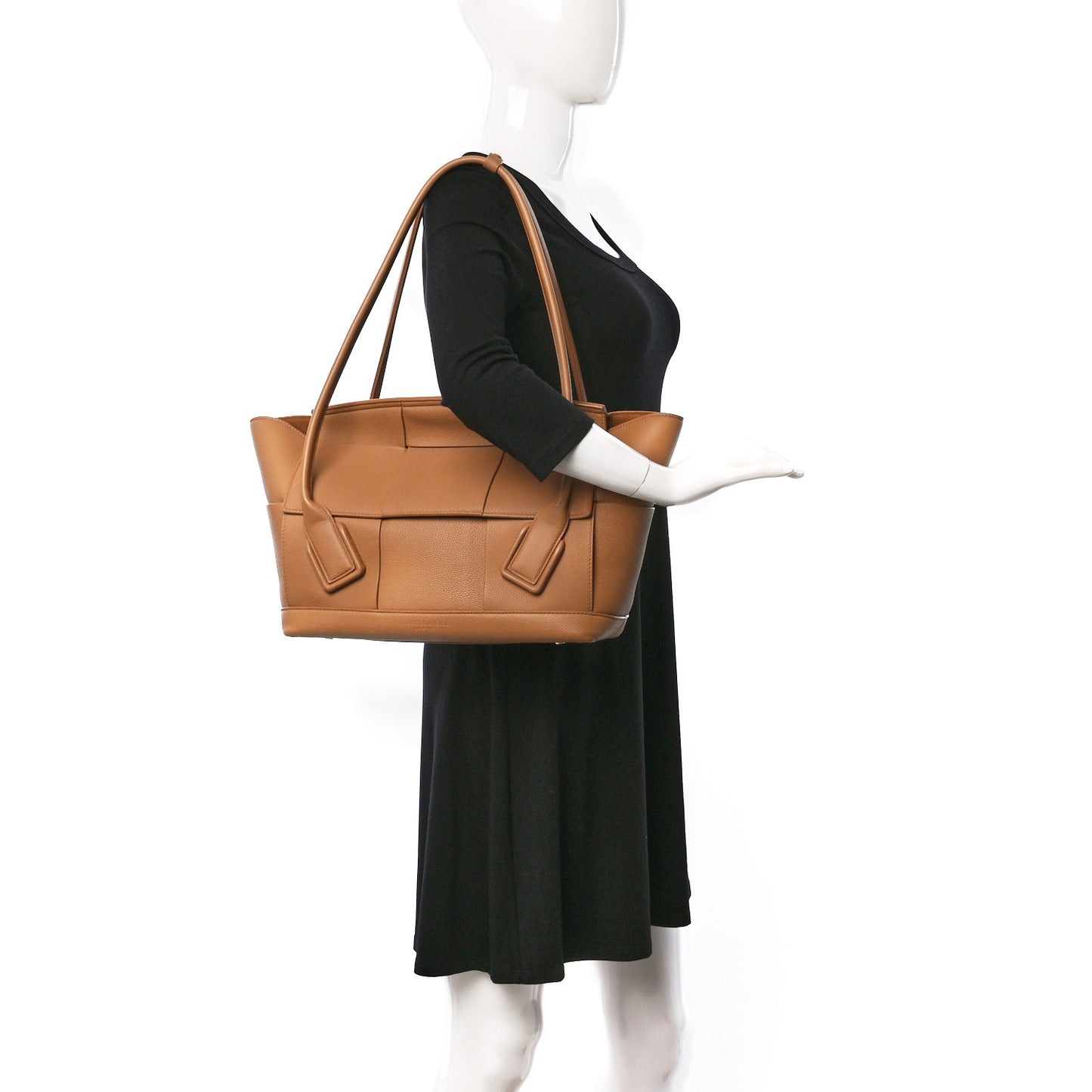 Grained Calfskin Maxi Intrecciato Arco Caramel