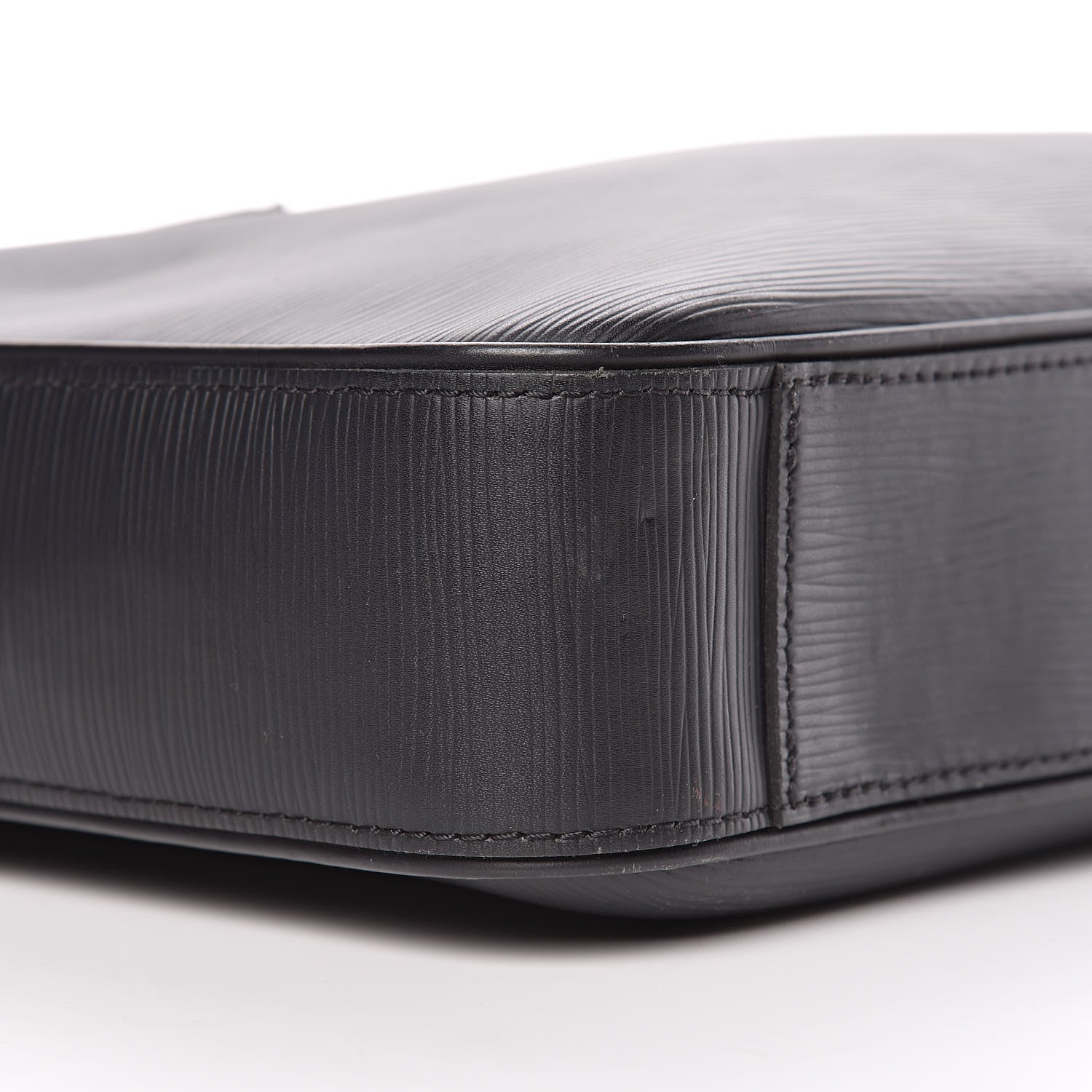 Louis Vuitton Epi Dandy MM Briefcase Black 8 of 11