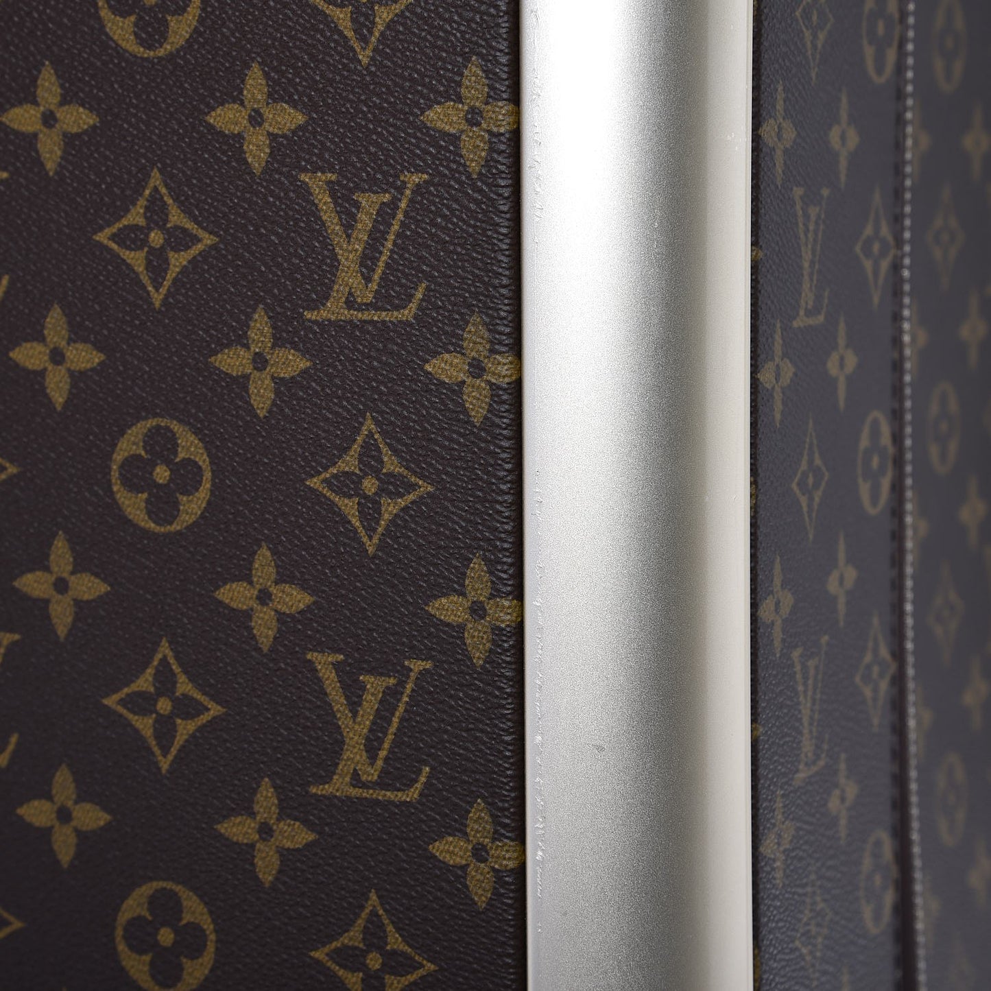 Monogram Horizon 70