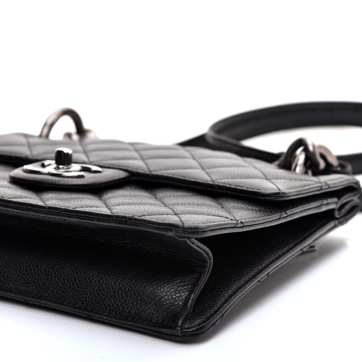 Caviar Quilted Medium Retro Class Flap Black
