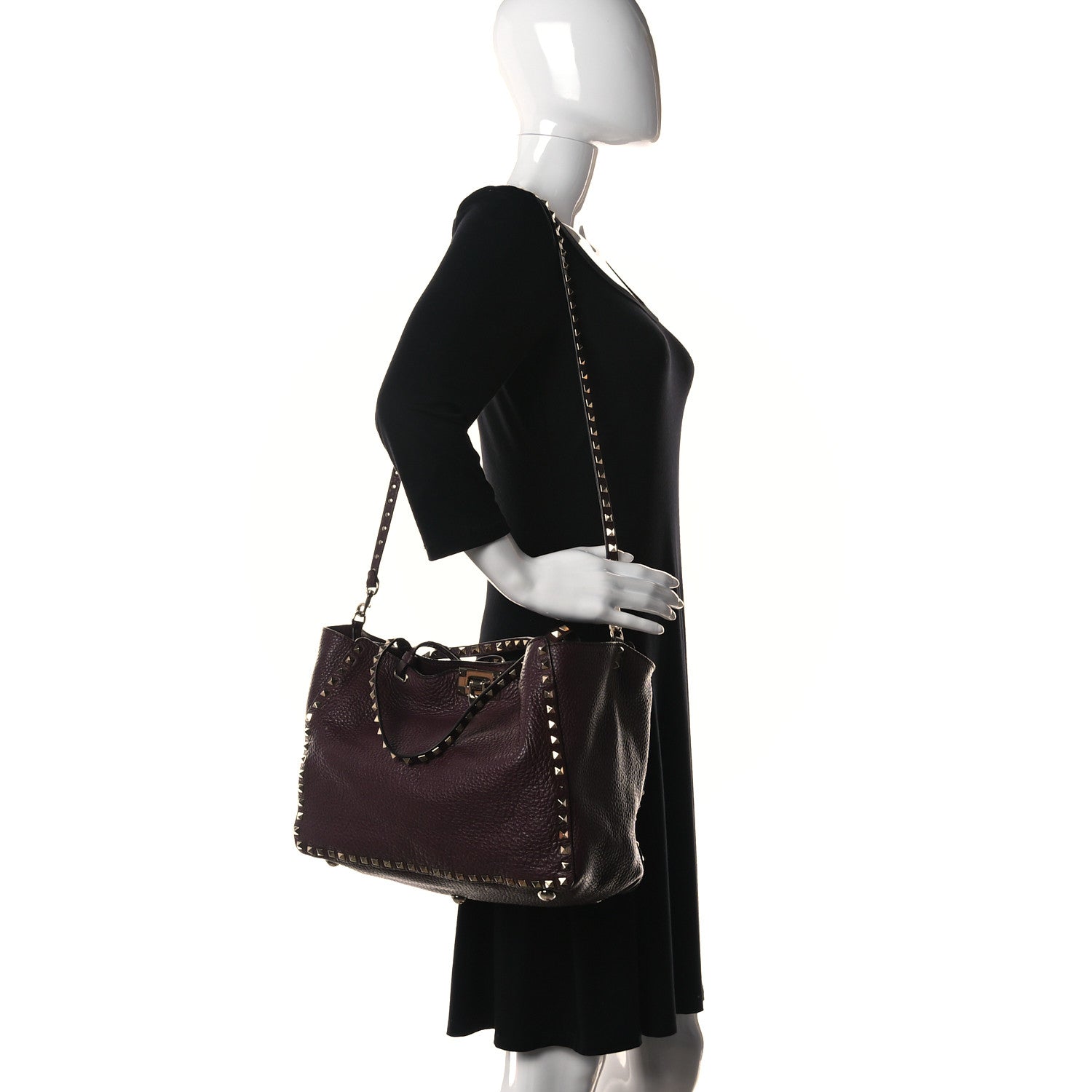 Valentino Garavani Pebbled Calfskin Medium Rockstud Tote Rubin 2 of 17