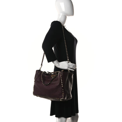 Valentino Garavani Pebbled Calfskin Medium Rockstud Tote Rubin 2 of 17